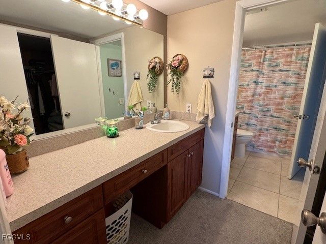 6102 Augusta DR 305, Fort Myers, FL 33907