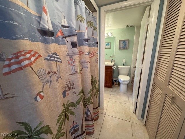 6102 Augusta DR 305, Fort Myers, FL 33907