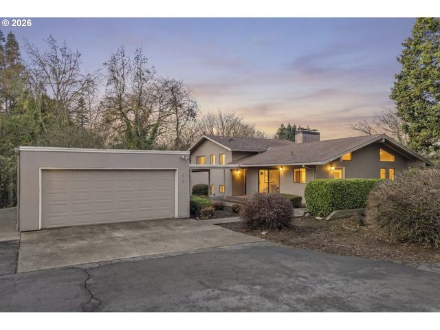 1745 Se BROOKWOOD Ave, Hillsboro, OR 97123