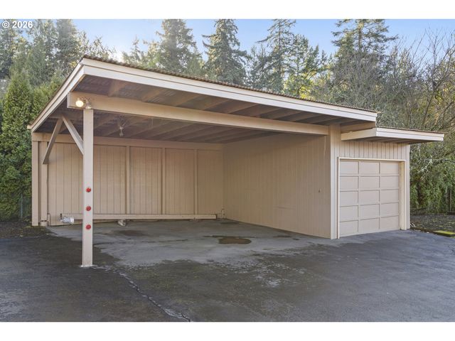 1745 Se BROOKWOOD Ave, Hillsboro, OR 97123