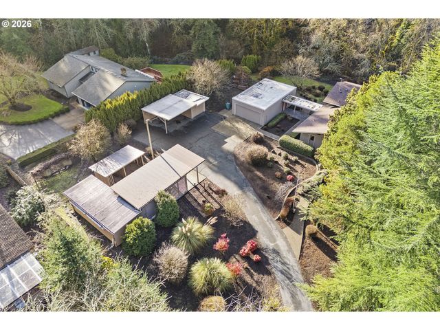 1745 Se BROOKWOOD Ave, Hillsboro, OR 97123