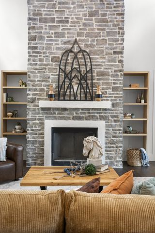1995 Spencer Mill Rd, Burns, TN 37029