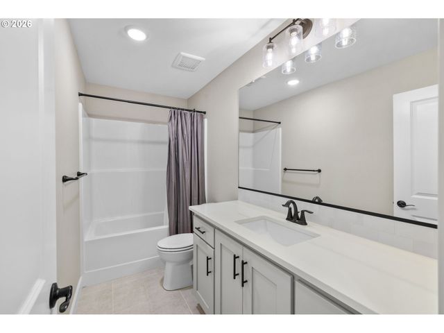 17311 Ne 28TH Ct, Ridgefield, WA 98642