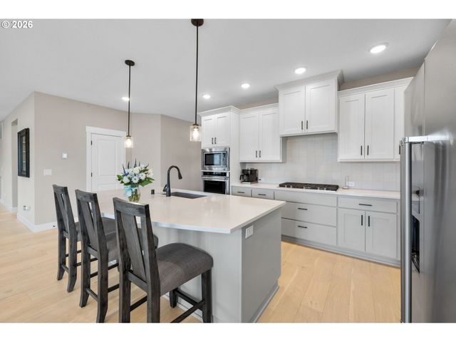 17311 Ne 28TH Ct, Ridgefield, WA 98642