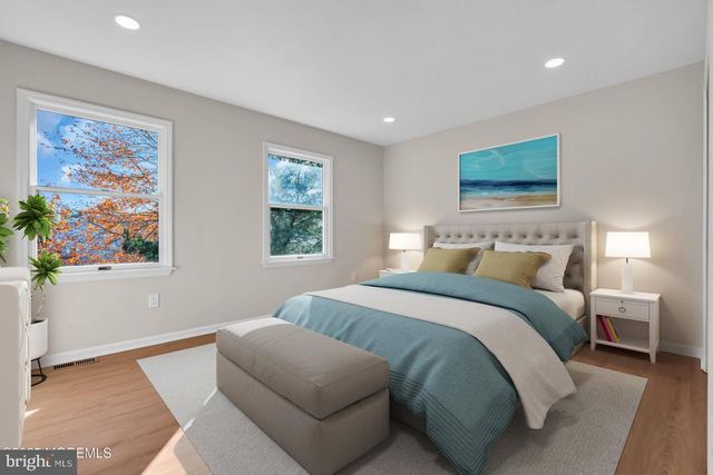 132 HOLLY CT, Tuckerton, NJ 08087