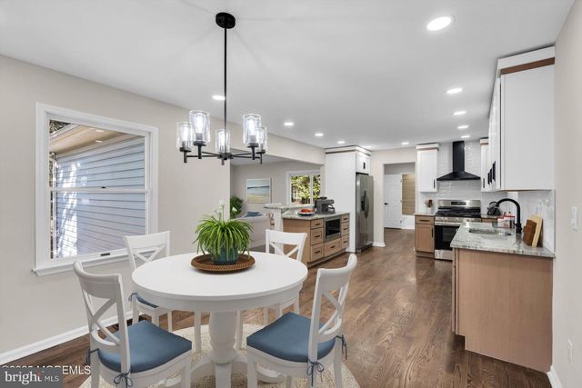 132 HOLLY CT, Tuckerton, NJ 08087