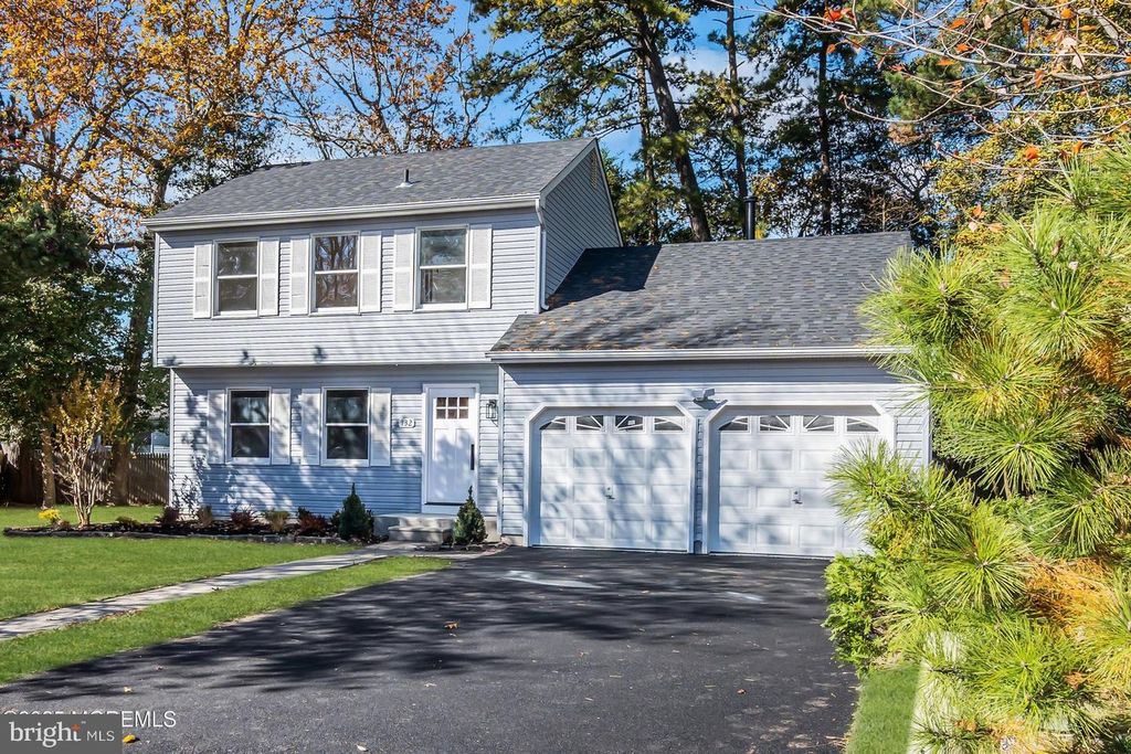 132 HOLLY CT, Tuckerton, NJ 08087