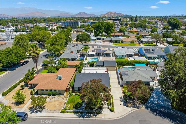 3719 Tahoe Court, Riverside, CA 92506