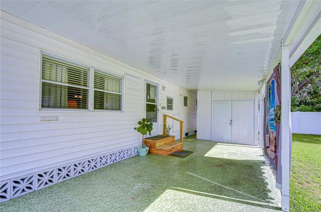 37248 KINKAID DRIVE, Zephyrhills, FL 33541