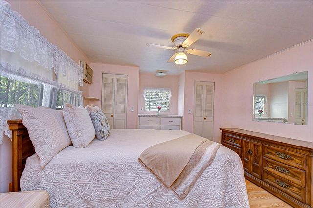 37248 KINKAID DRIVE, Zephyrhills, FL 33541