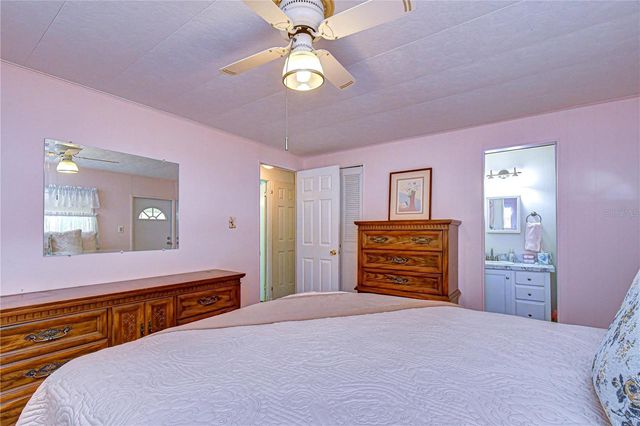 37248 KINKAID DRIVE, Zephyrhills, FL 33541