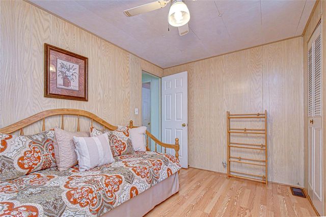 37248 KINKAID DRIVE, Zephyrhills, FL 33541