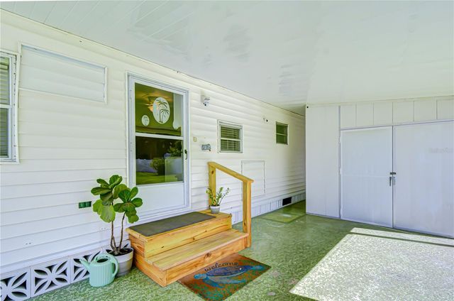 37248 KINKAID DRIVE, Zephyrhills, FL 33541