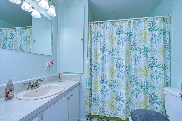 37248 KINKAID DRIVE, Zephyrhills, FL 33541