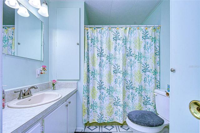 37248 KINKAID DRIVE, Zephyrhills, FL 33541