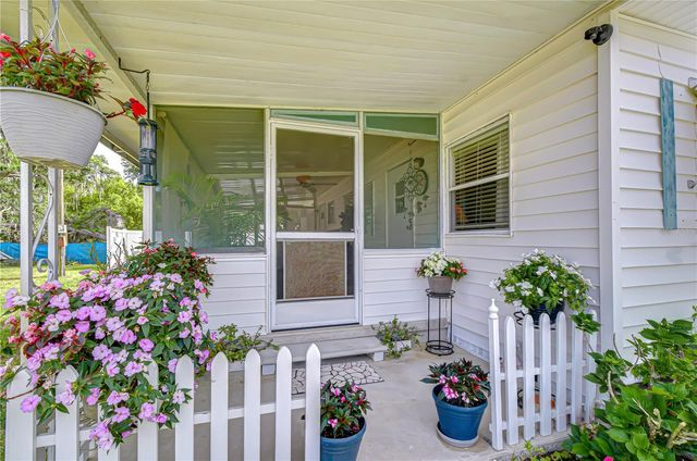 37248 KINKAID DRIVE, Zephyrhills, FL 33541