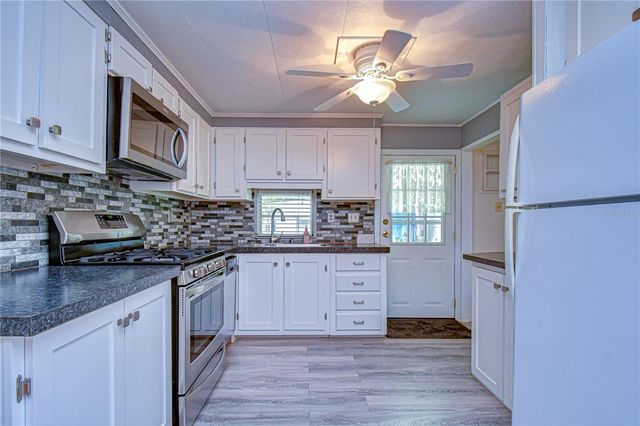 37248 KINKAID DRIVE, Zephyrhills, FL 33541