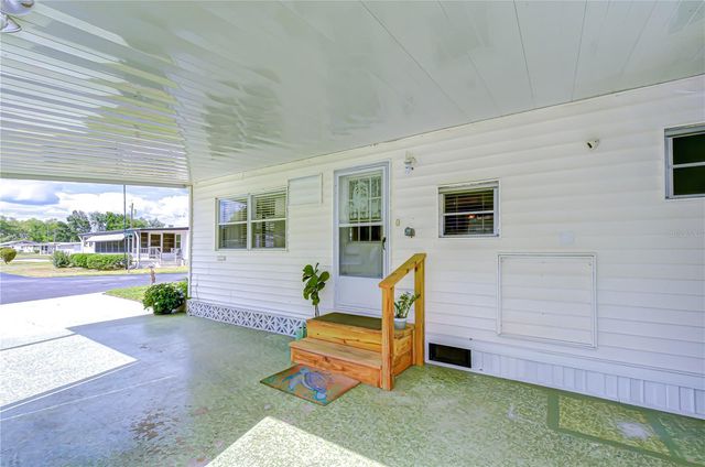 37248 KINKAID DRIVE, Zephyrhills, FL 33541