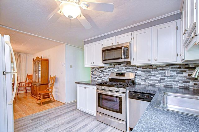 37248 KINKAID DRIVE, Zephyrhills, FL 33541