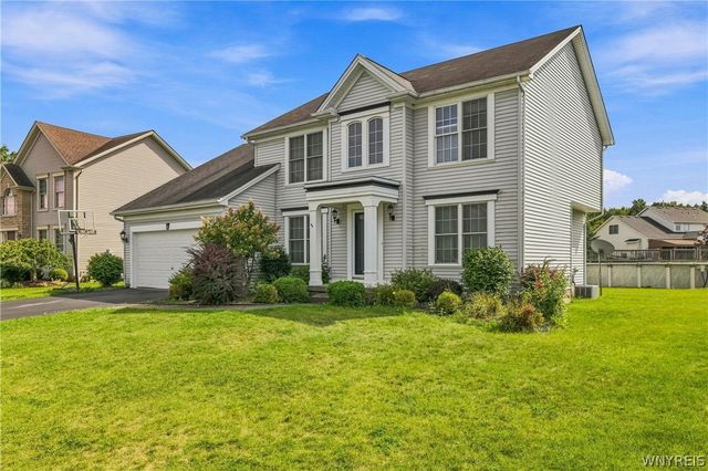 28 Avian, Lancaster, NY 14086