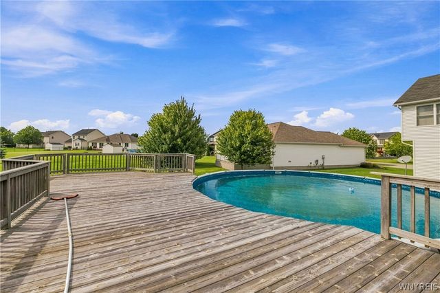 28 Avian, Lancaster, NY 14086