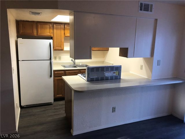 585 Sellers Place, Henderson, NV 89011