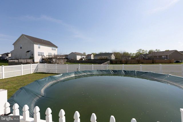 32 HUTTONS VIREO DR, Martinsburg, WV 25405