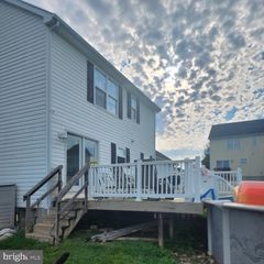 32 HUTTONS VIREO DR, Martinsburg, WV 25405