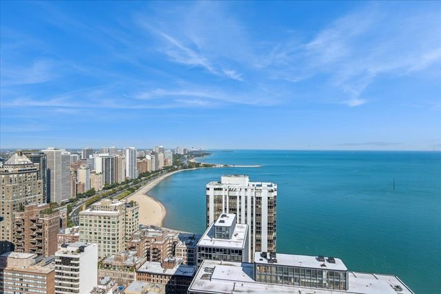 260 E Chestnut Street 1407, Chicago, IL 60611