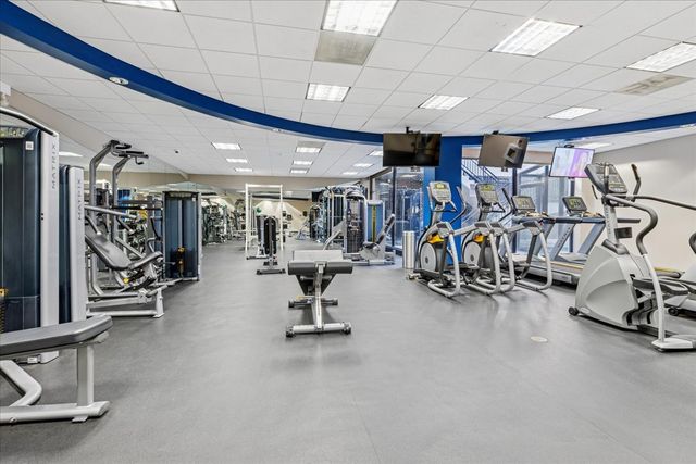 260 E Chestnut Street 1407, Chicago, IL 60611