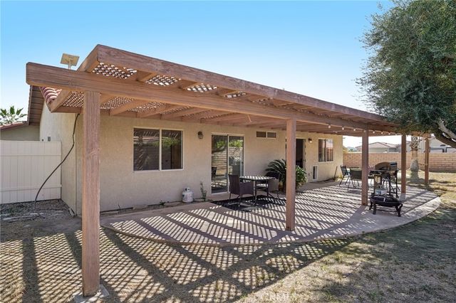 30319 Desert Moon, Thousand Palms, CA 92276