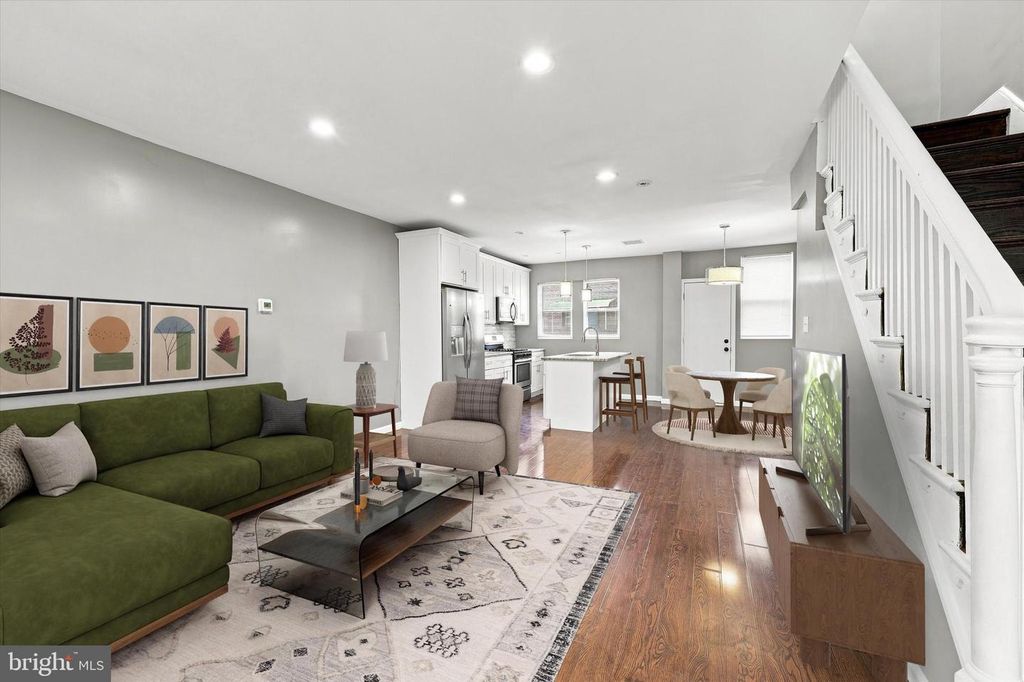 5904 TURNER ST, PHILADELPHIA, PA 19151 — photo 2