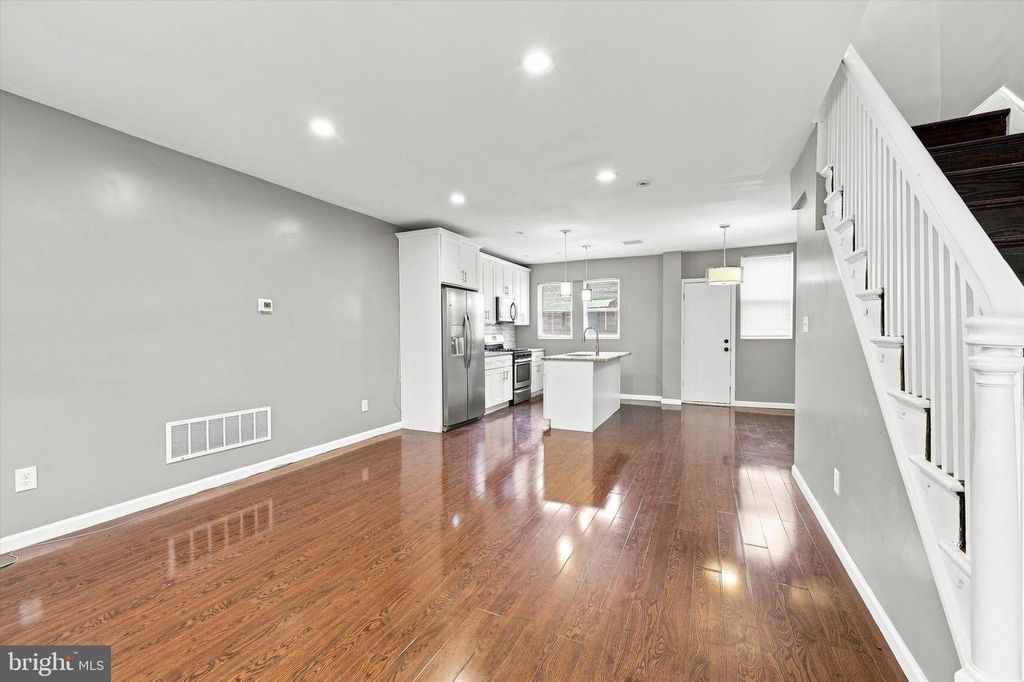 5904 TURNER ST, PHILADELPHIA, PA 19151 — photo 3