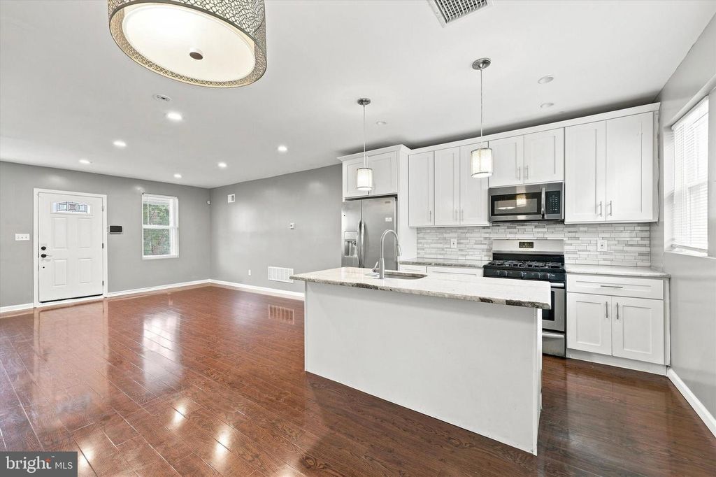 5904 TURNER ST, PHILADELPHIA, PA 19151 — photo 5