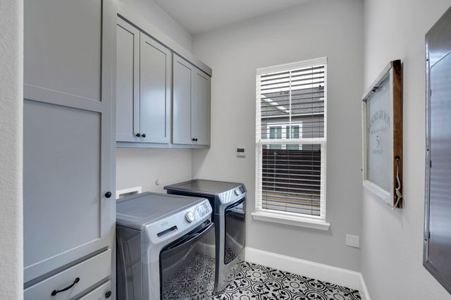 209 Cody Hunter Lane, Midlothian, TX 76065