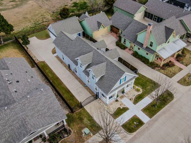 209 Cody Hunter Lane, Midlothian, TX 76065