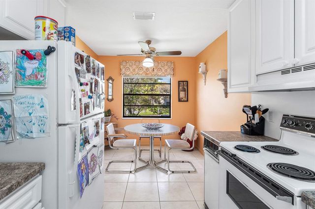 29 Stratford Lane W B, Boynton Beach, FL 33436