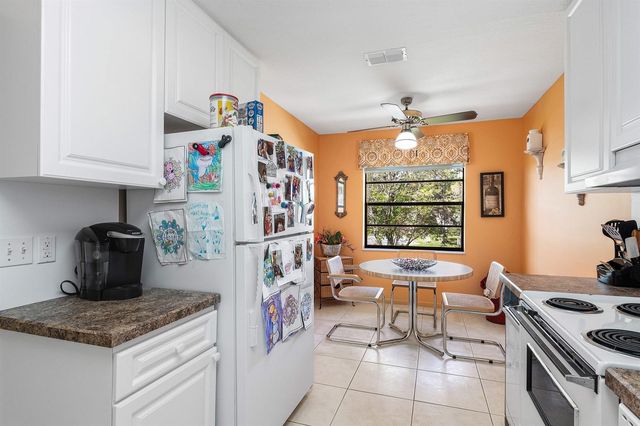29 Stratford Lane W B, Boynton Beach, FL 33436