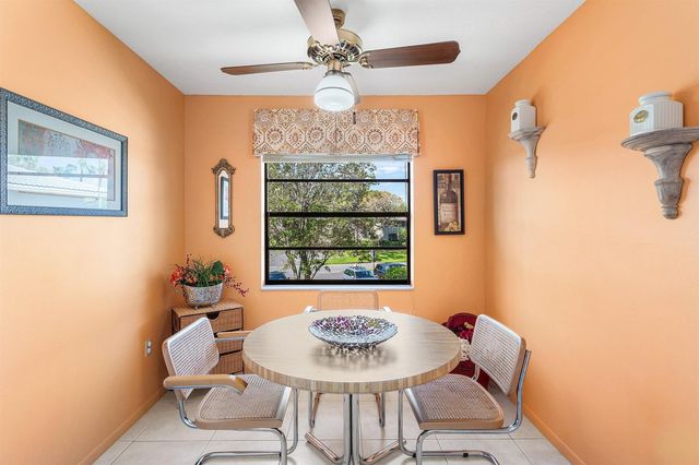 29 Stratford Lane W B, Boynton Beach, FL 33436