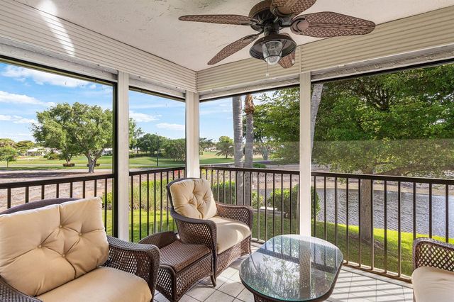 29 Stratford Lane W B, Boynton Beach, FL 33436