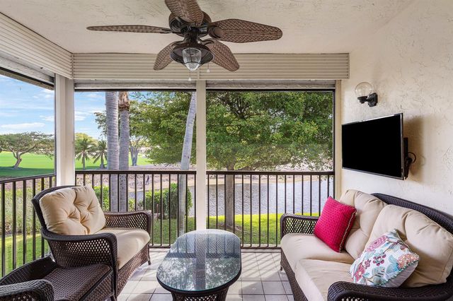 29 Stratford Lane W B, Boynton Beach, FL 33436