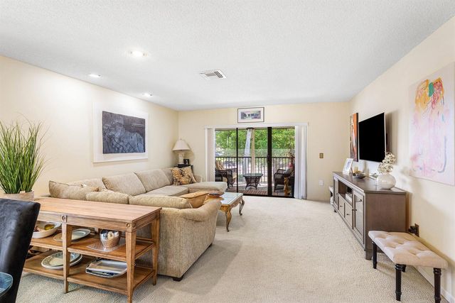 29 Stratford Lane W B, Boynton Beach, FL 33436
