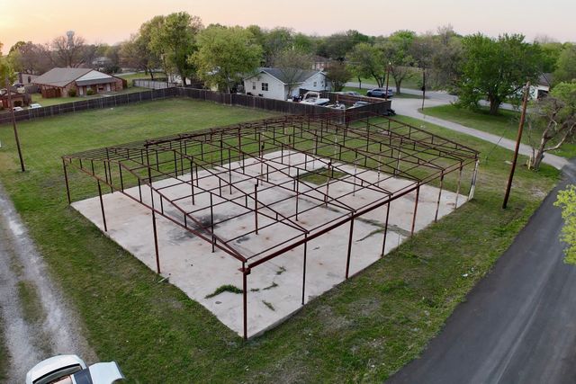 103 S Lenard Street, Red Oak, TX 75154