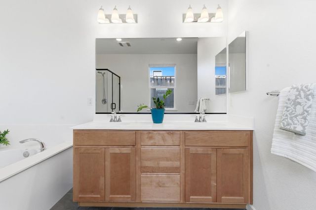 1920 Dylan Street, Hollister, CA 95023