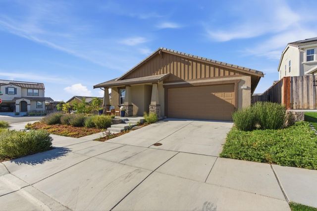 1920 Dylan Street, Hollister, CA 95023