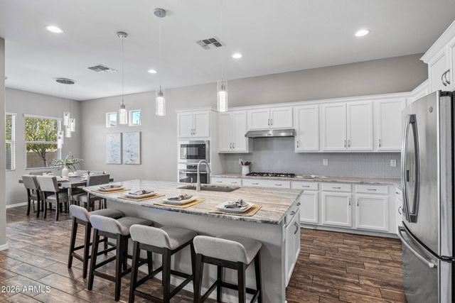 113 W EVERGREEN PEAR Avenue, Queen Creek, AZ 85140