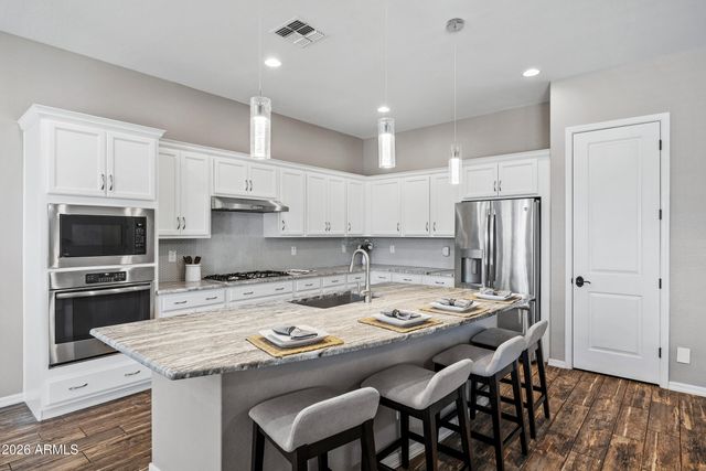113 W EVERGREEN PEAR Avenue, Queen Creek, AZ 85140