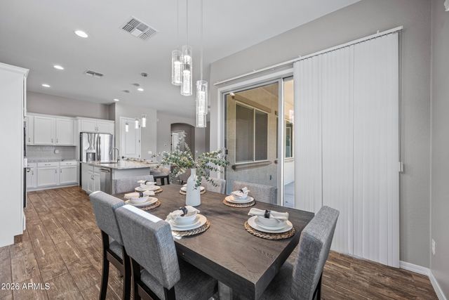 113 W EVERGREEN PEAR Avenue, Queen Creek, AZ 85140