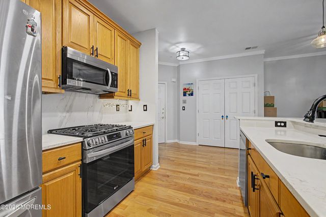 422 Sophee Lane, Lakewood, NJ 08701