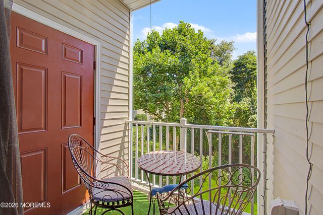 422 Sophee Lane, Lakewood, NJ 08701